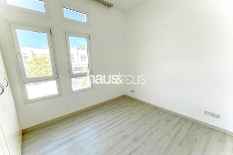 Vilë në The Lakes, Dubai, Emiratet e Bashkuara Arabe 3 dhoma gjumi, 243 m2. № 626998 - Foto 7