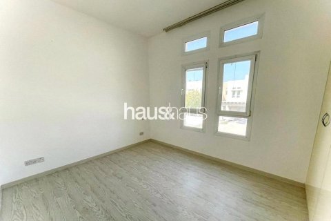 Vilë në The Lakes, Dubai, Emiratet e Bashkuara Arabe 3 dhoma gjumi, 243 m2. № 626998 - Foto 5