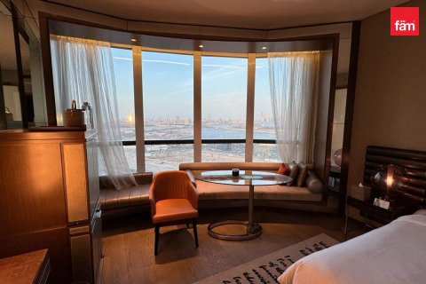Apartment in Business Bay, Dubai, UAE 45.7 sq.m. № 596123 - photo 11