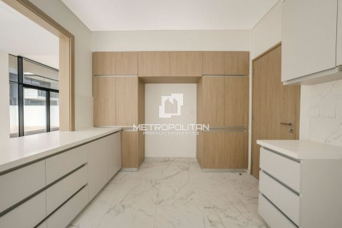 Villa in Al Furjan, Dubai, UAE 4 bedrooms, 279 sq.m. № 592742 - photo 28