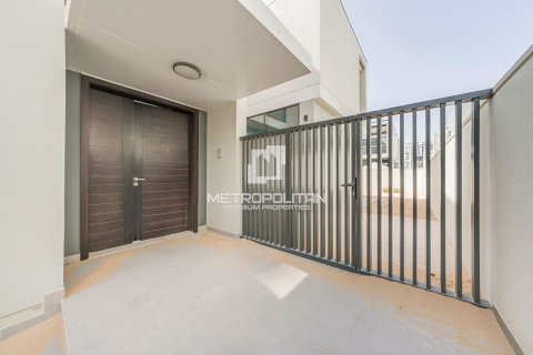 Villa in Al Furjan, Dubai, UAE 4 bedrooms, 279 sq.m. № 592742 - photo 6
