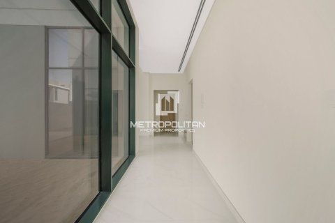 Villa in Al Furjan, Dubai, UAE 4 bedrooms, 279 sq.m. № 592742 - photo 21