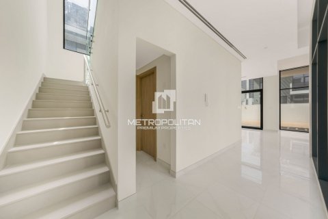 Villa in Al Furjan, Dubai, UAE 4 bedrooms, 279 sq.m. № 592742 - photo 13