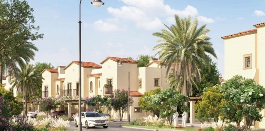Commercial property in Khalifa City, Abu Dhabi, UAE 3 bedrooms, 254 sq.m. № 594368