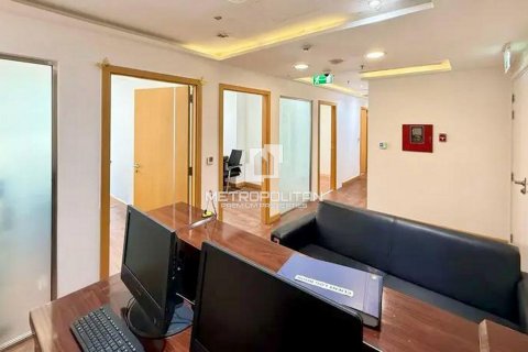 Kancelář v Sheikh Zayed Road, Dubai, SAE 118.9 m² Č.: 591863 - fotografie 1