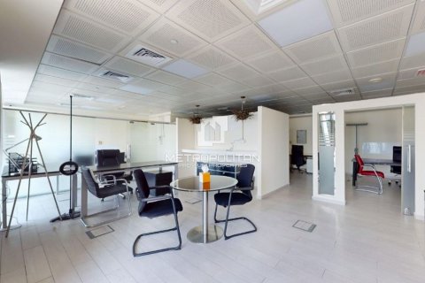 Jumeirah Lake Towers、Dubai、UAE にあるオフィスの賃貸物件 106.4 m2、No591858 - 写真 2