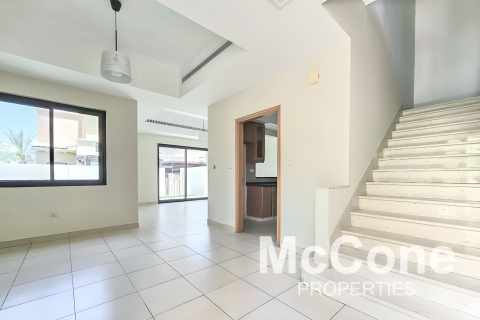 Villa itt: Reem, Dubai, EAE, 4 hálószoba, 234.49 m², azonosító: 587014 - fénykép 1