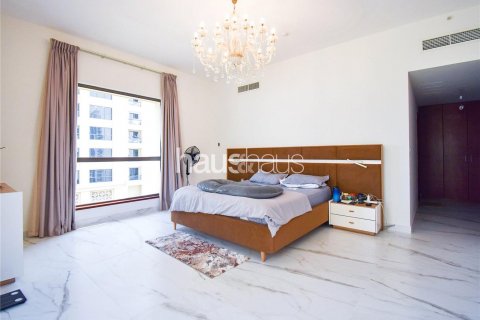 Apartment in Jumeirah Beach Residence, Dubai, UAE 4 bedrooms, 263 sq.m. № 625982 - photo 12