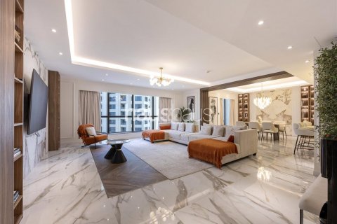 Jumeirah Beach Residence, Dubai, संयुक्त अरब अमीरात में अपार्टमेंट, 4 बेडरूम, 275 वर्ग मीटर, संख्या 625981 - फ़ोटो 1