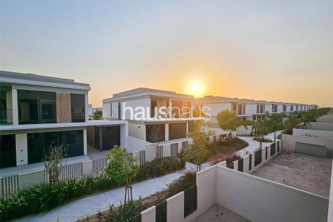 Vila v Tilal Al Ghaf, Dubai, SAE 5 ložnice, 416 m² Č.: 625964 - fotografie 2