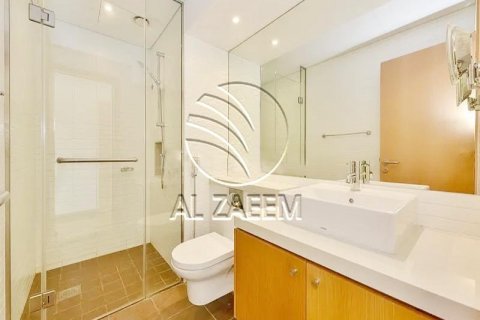 Apartmen di Al Rahba, Abu Dhabi, UAE 2 bilik tidur, 139 meter persegi № 615795 - foto 8