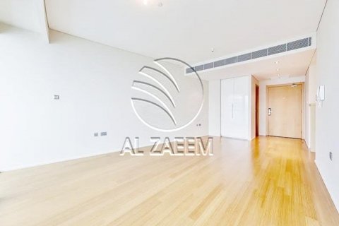 Apartmen di Al Rahba, Abu Dhabi, UAE 2 bilik tidur, 139 meter persegi № 615795 - foto 6