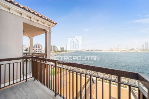 Jumeirah、Dubai、UAE にあるタウンハウス販売中 3ベッドルーム、323 m2、No591907 - 写真 2