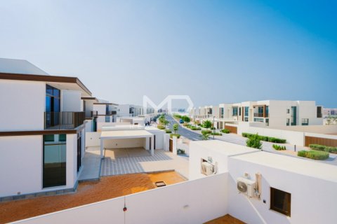 Vila v Abu Dhabi, SAE 5 ložnice, 935 m² Č.: 555176 - fotografie 38