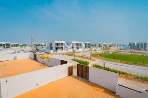 Vila v Abu Dhabi, SAE 5 ložnice, 935 m² Č.: 555176 - fotografie 2