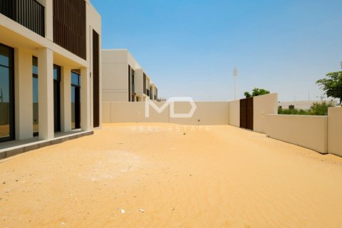 Vila di Abu Dhabi, UEA 4 kamar tidur, 721.9 m2 nomor 555175 - foto 52