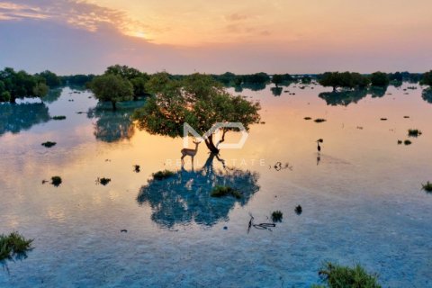 Shtëpi në qytet në Abu Dhabi, Emiratet e Bashkuara Arabe 4 dhoma gjumi, 282 m2. № 555172 - Foto 4