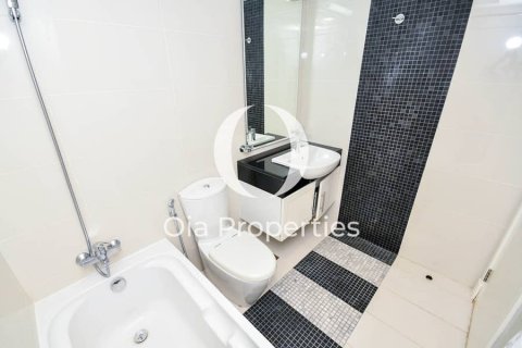 Apartment in Al Reem Island, Abu Dhabi, UAE 2 bedrooms, 119 sq.m. № 609874 - photo 14