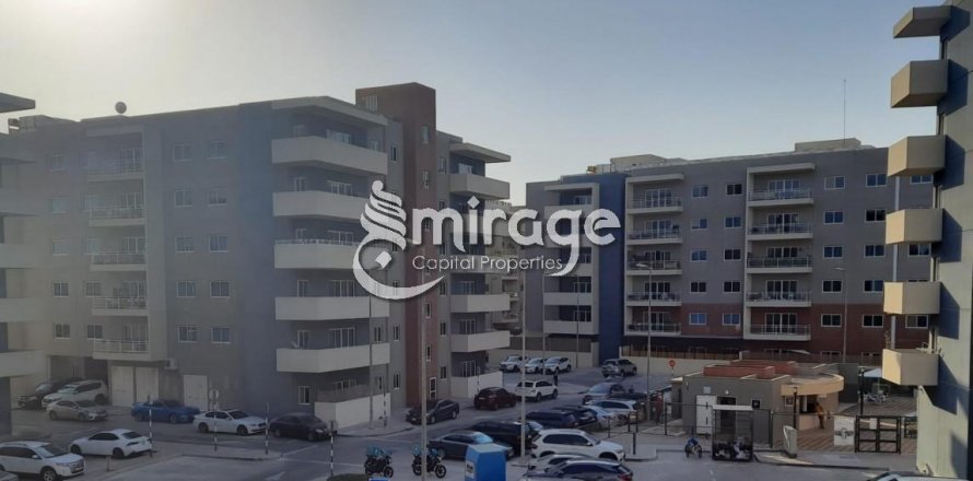 阿联酋 Abu Dhabi Al Reef 公寓 3 卧, 143.6 平方米 , 编号 597268