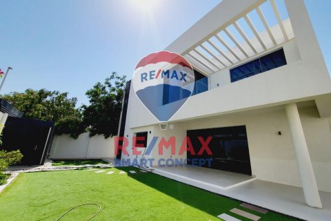Vila na Yas Island, Abu Dhabi, SAE 5 ložnice, 636.8 m² Č.: 580438 - fotografie 1