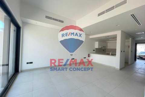 Řadový dům v Al Salam Street, Abu Dhabi, SAE 2 ložnice, 107.5 m² Č.: 580222 - fotografie 2