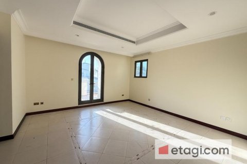 Vila v Palm Jumeirah, Dubai, SAE 4 spálne, 657.8 m2 č. 585743 - Fotografia 6