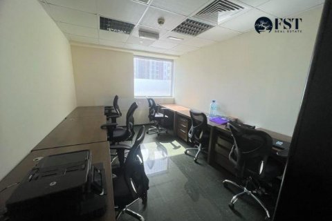 Zyrë në Business Bay, Dubai, Emiratet e Bashkuara Arabe 163.2 m2. № 566192 - Foto 3