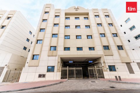 Perumahan pekerja di Dubai, UEA 6856.2 m2 nomor 578028 - foto 1
