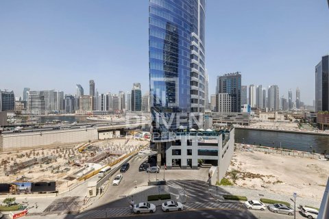 Business Bay, Dubai, UAE의 임대용 아파트 침실 1개, 80제곱미터 번호 603209 - 사진 1