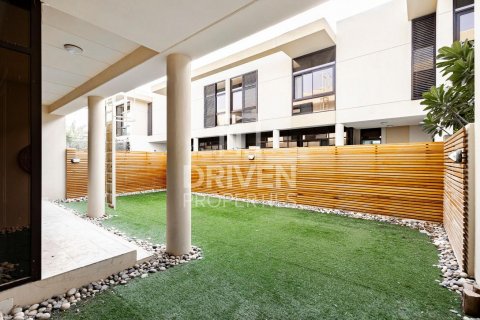Maison de ville à louer à DAMAC Hills (Akoya by DAMAC), Dubai, EAU 3 chambres, 209 m2 № 603207 - photo 16