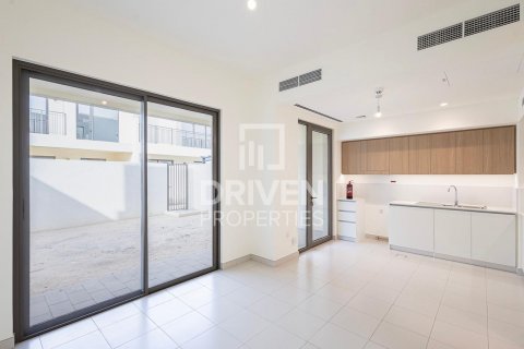Vila di Dubai South (Dubai World Central), Dubai, UEA 3 kamar tidur, 137 m2 nomor 603205 - foto 2