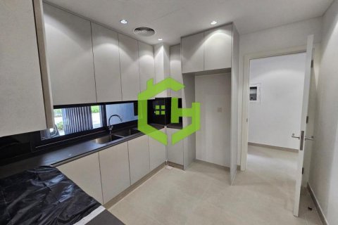 Řadový dům v Tilal City, Sharjah, SAE 4 ložnice, 238.3 m² Č.: 616624 - fotografie 8