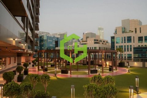 Apartment in Downtown Dubai (Downtown Burj Dubai), UAE 48.8 sq.m. № 616623 - photo 12