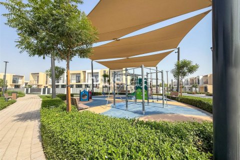 Townhouse di Dubai South (Dubai World Central), Dubai, UEA 3 kamar tidur, 138 m2 nomor 627065 - foto 18