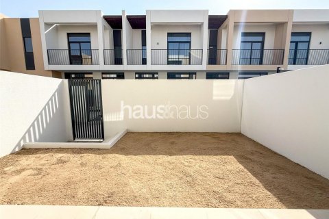 Townhouse di Dubai South (Dubai World Central), Dubai, UEA 3 kamar tidur, 138 m2 nomor 627065 - foto 16