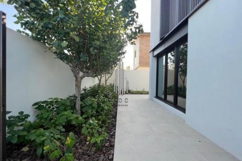 Vila di Saadiyat Island, Abu Dhabi, UAE 6 bilik tidur, 792 meter persegi № 557936 - foto 2