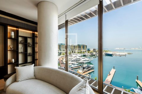 Apartment in Jumeirah, Dubai, UAE 3 bedrooms, 251 sq.m. № 601864 - photo 21