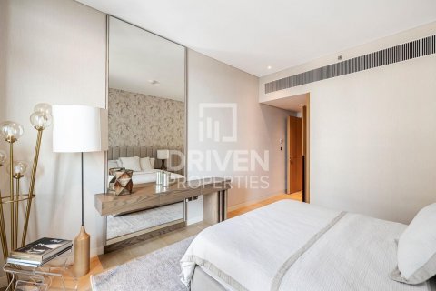 Apartment in Jumeirah, Dubai, UAE 3 bedrooms, 251 sq.m. № 601864 - photo 15