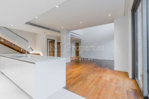 Lakás itt: City Walk, Dubai, EAE, 4 hálószoba, 276.8 m², azonosító: 500440