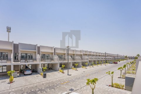 Řadový dům v Mohammed Bin Rashid City, Dubai, SAE 3 ložnice, 129 m² Č.: 592195 - fotografie 2