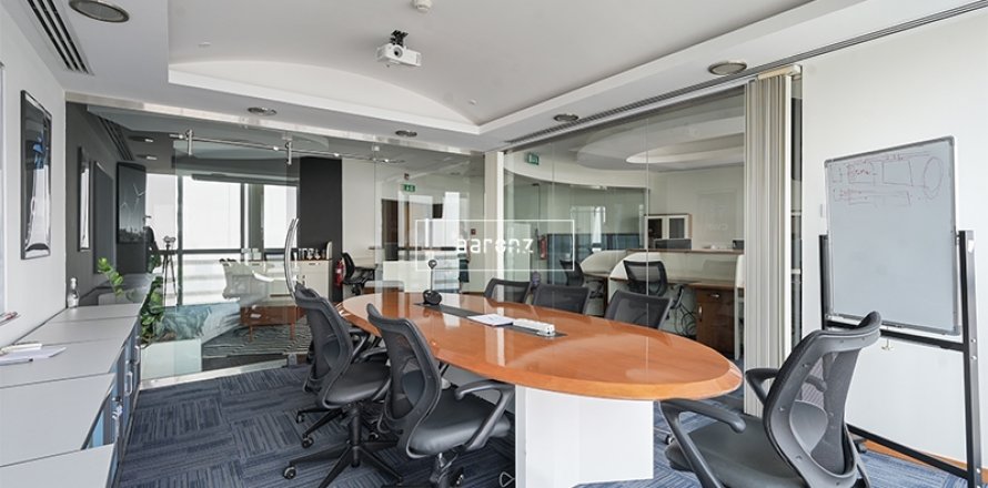 Office in Jumeirah Lake Towers, Dubai, UAE 96.9 sq.m. № 624266