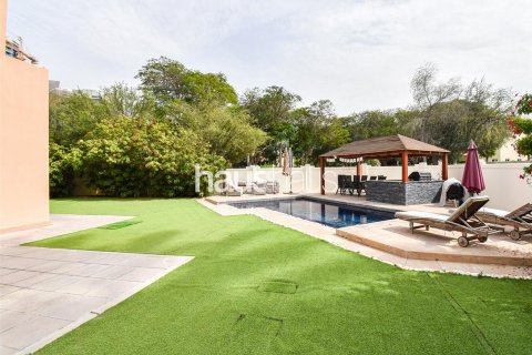 Vila v Dubai Sports City, SAE 5 ložnice, 357 m² Č.: 625614 - fotografie 2