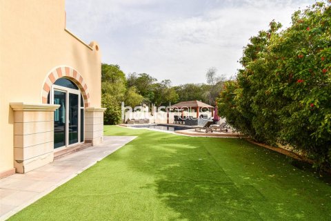 Vila v Dubai Sports City, SAE 5 ložnice, 357 m² Č.: 625614 - fotografie 4