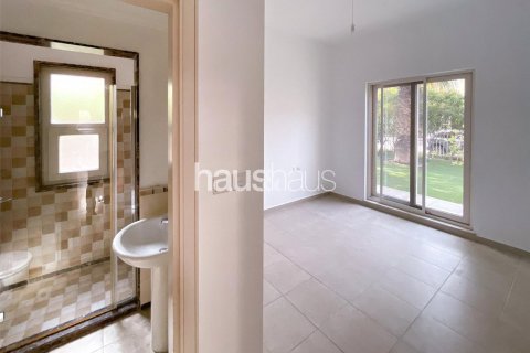 Vila v Dubai Sports City, SAE 5 ložnice, 357 m² Č.: 625614 - fotografie 11