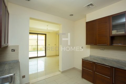 Vila v Arabian Ranches 2, Dubai, SAE 3 ložnice, 302 m² Č.: 586619 - fotografie 7