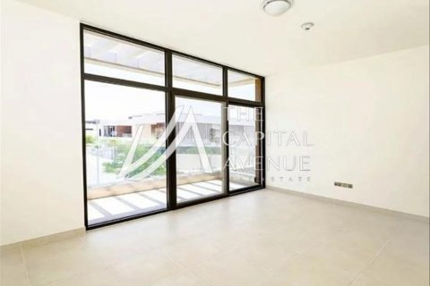 Vilë në Yas Island, Abu Dhabi, Emiratet e Bashkuara Arabe 4 dhoma gjumi, 637 m2. № 605015 - Foto 12