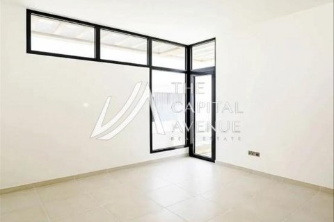 Vilë në Yas Island, Abu Dhabi, Emiratet e Bashkuara Arabe 4 dhoma gjumi, 637 m2. № 605015 - Foto 7
