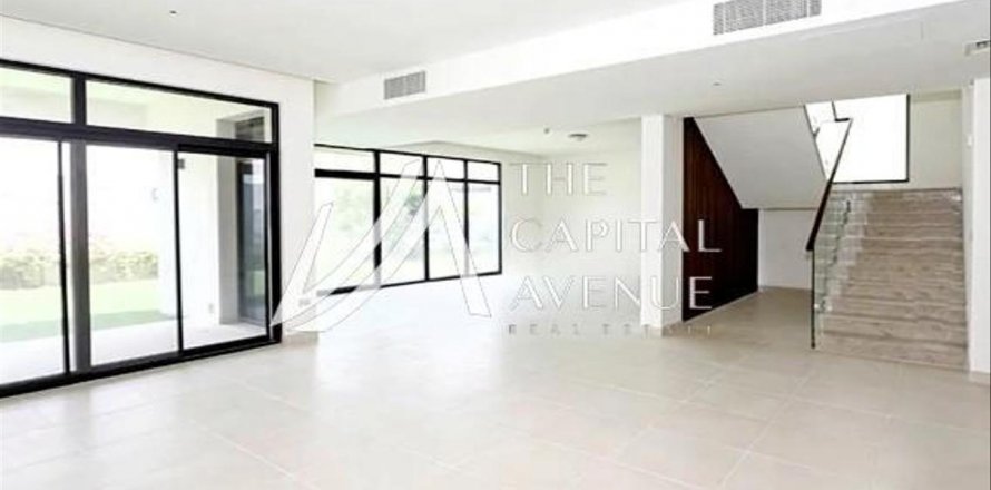 Vilë në Yas Island, Abu Dhabi, Emiratet e Bashkuara Arabe 4 dhoma gjumi, 637 m2. № 605015