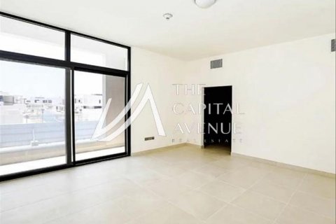 Vilë në Yas Island, Abu Dhabi, Emiratet e Bashkuara Arabe 4 dhoma gjumi, 637 m2. № 605015 - Foto 6