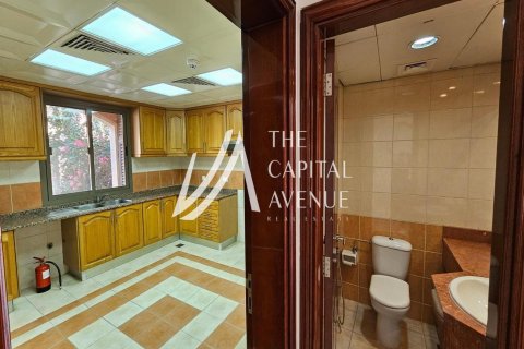 Vila v Abu Dhabi Gate City, SAE 4 ložnice, 283 m² Č.: 605016 - fotografie 13